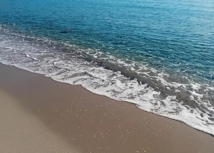 Gialla - Il Mare A Due Passi