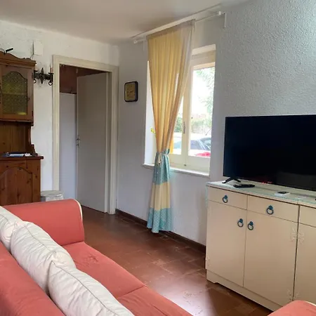 Gialla - Il Mare A Due Passi 풀라