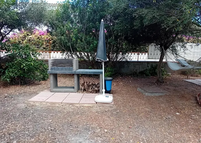 Gialla - Il Mare A Due Passi * Pula