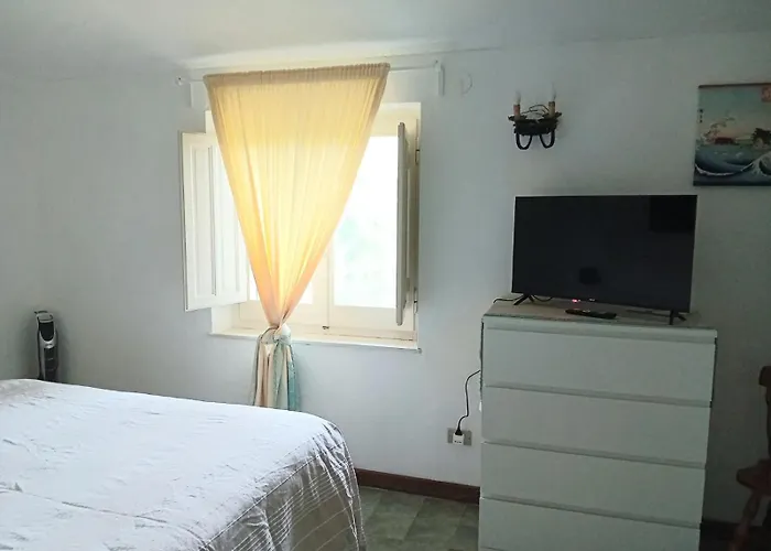 Gialla - Il Mare A Due Passi